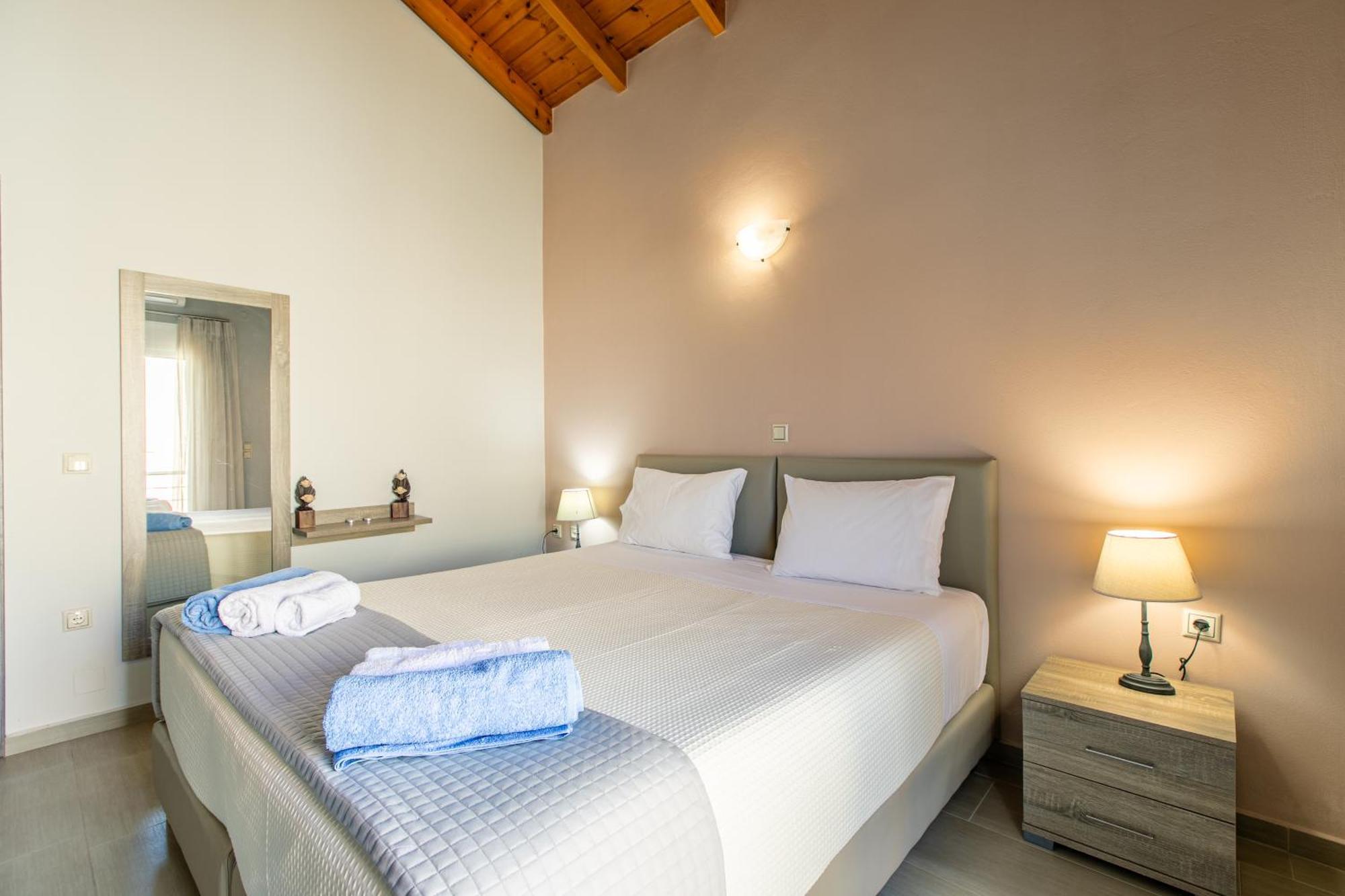 Villa Neaira Vatolakkos  외부 사진