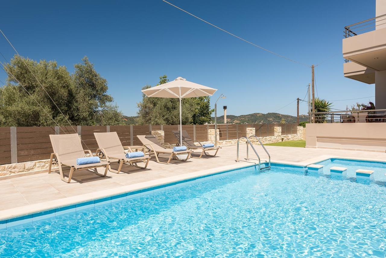 Villa Neaira Vatolakkos  외부 사진